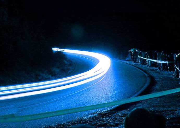 Las ruedas y las luces, importancia en el coche