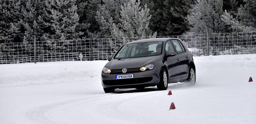 Así son las pruebas para los neumáticos de invierno de Michelin.