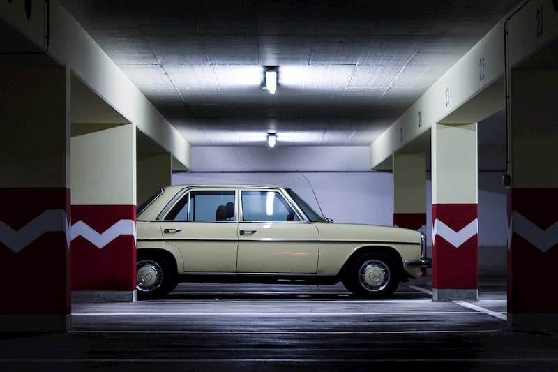 dejar coche aparcado mucho tiempo