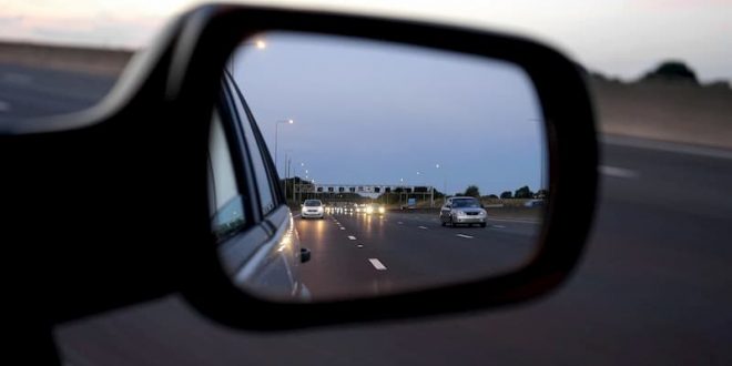 espejo retrovisor con angulo muerto