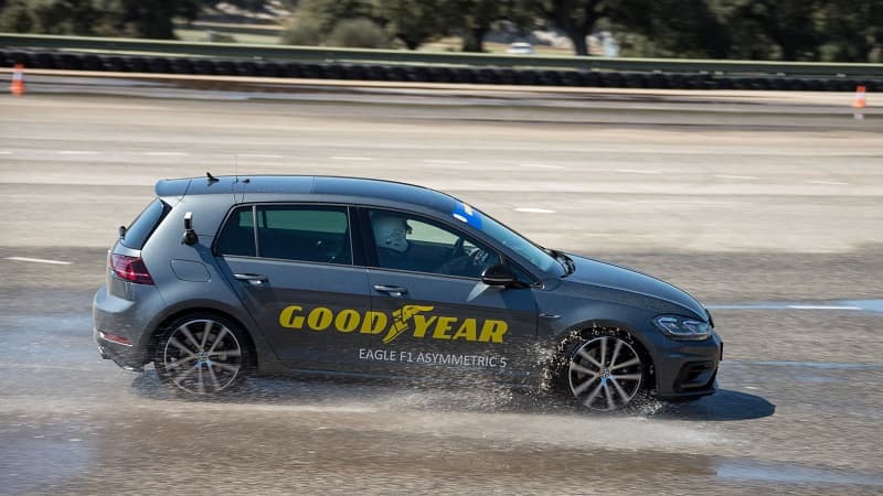 Goodyear Eagle F1 Asymmetric 5 mejor neumático de turismo 2019