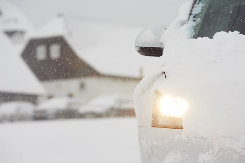 cómo conducir con nieve sin peligros