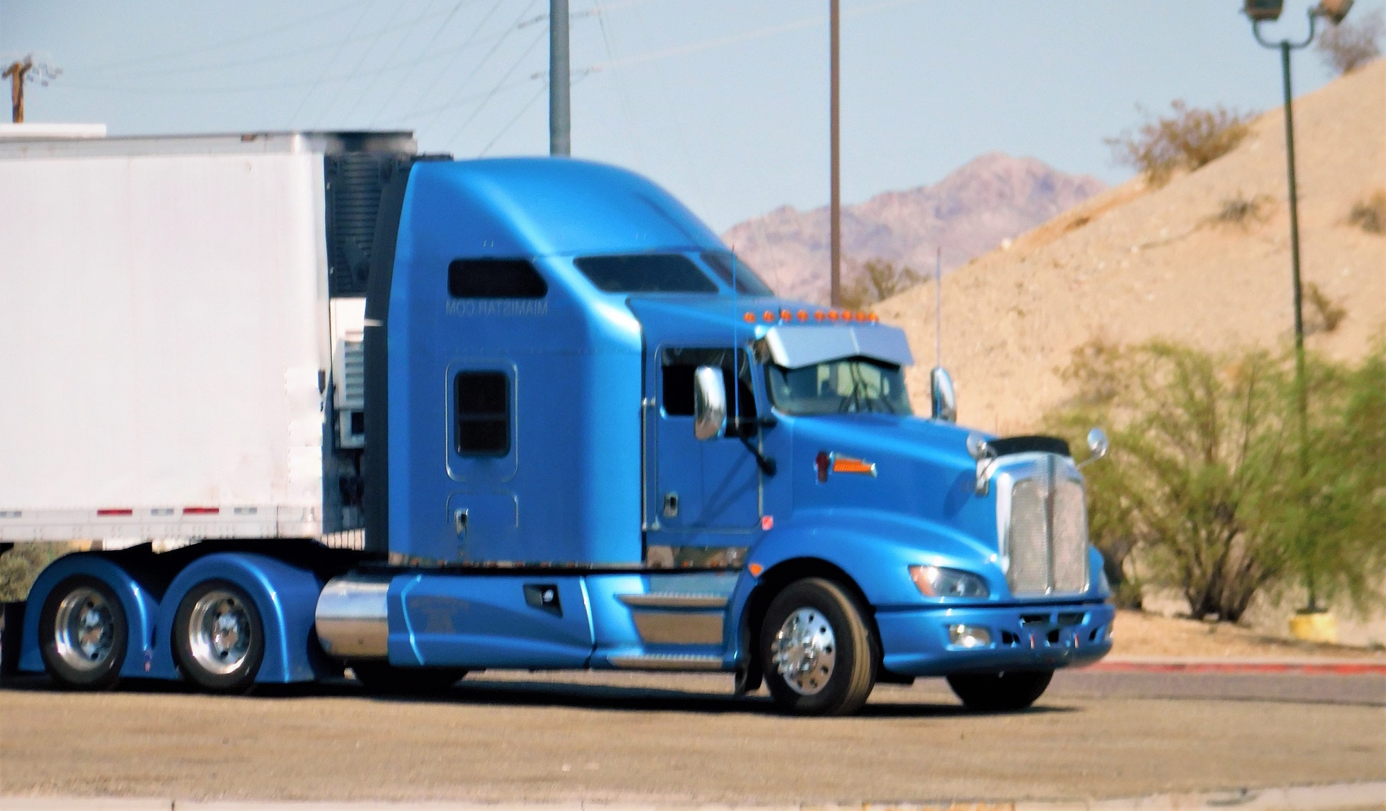 Trucking! Bright Blue Big Rig!