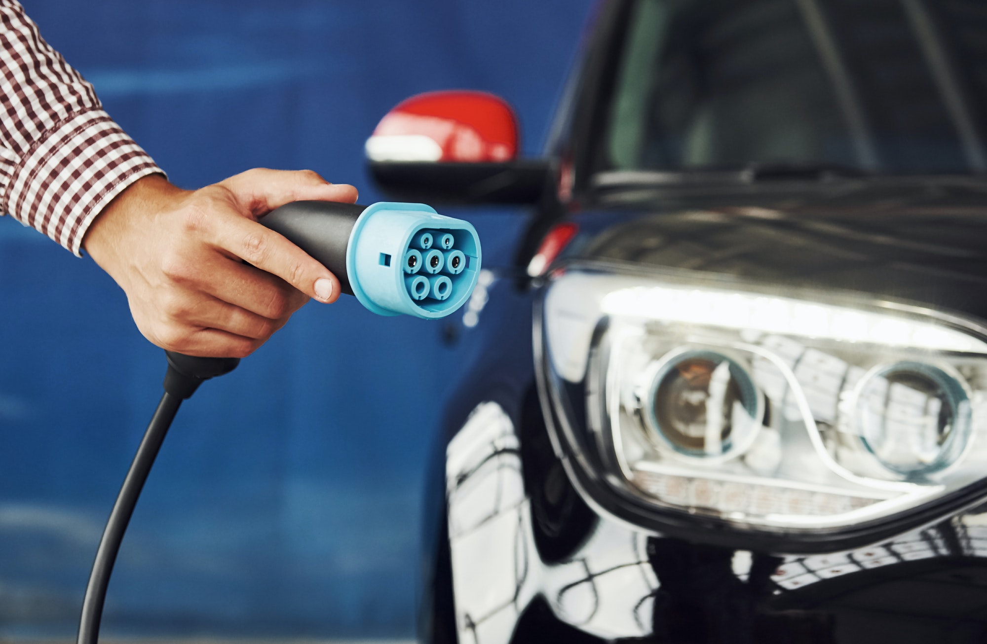 Carga de un coche eléctrico