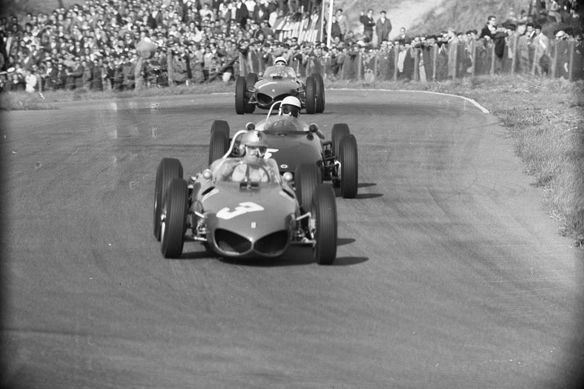 Una antigua carrera de F1 en los años Sesenta