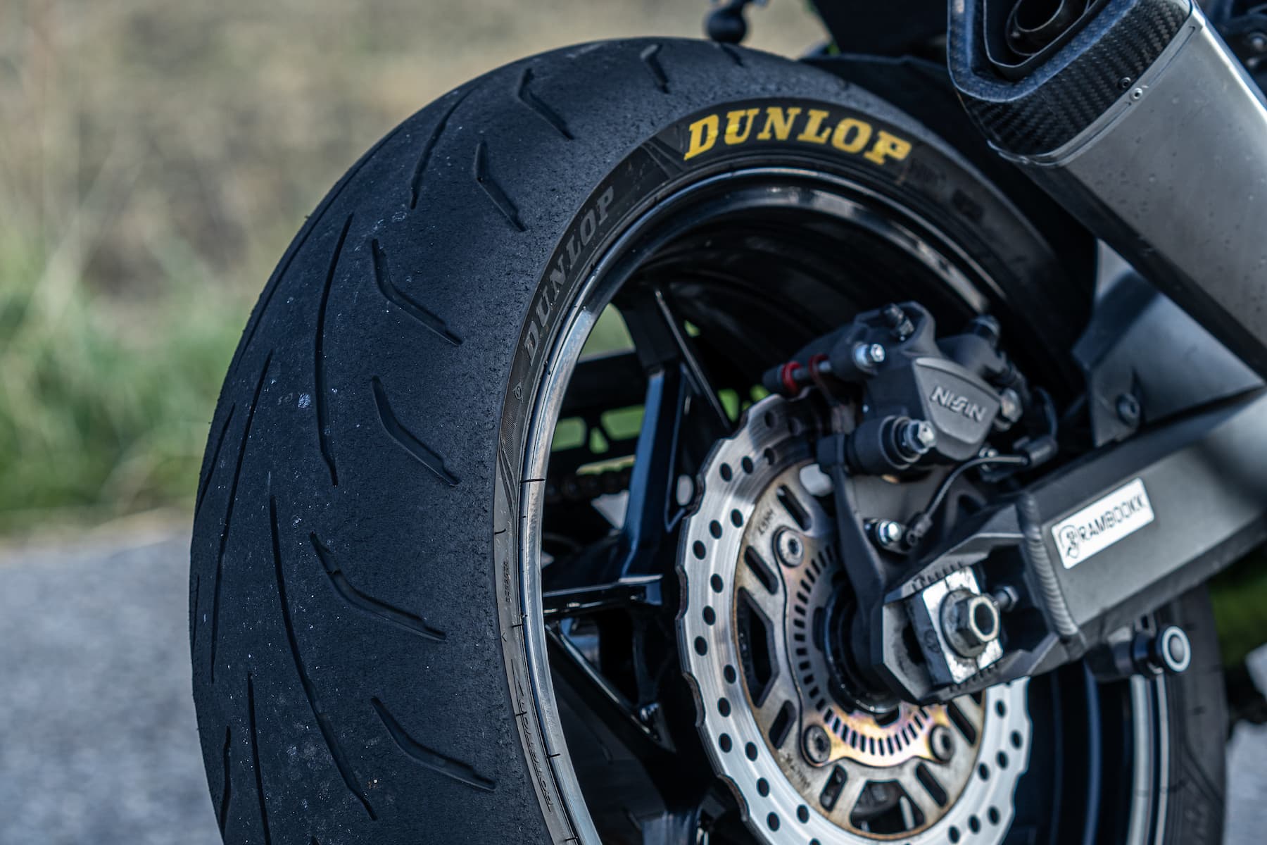 Llegan las nuevas medidas del Dunlop Qualifier Core también para tu moto