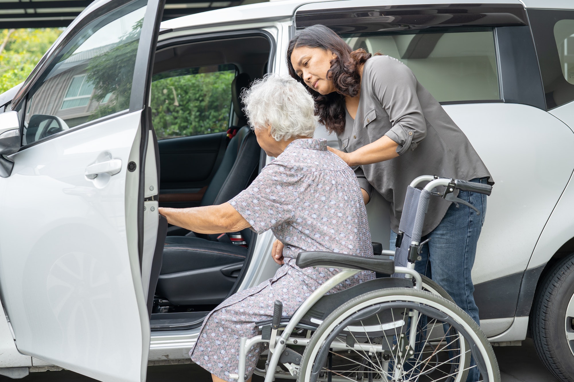 Coches cómodos para personas mayores