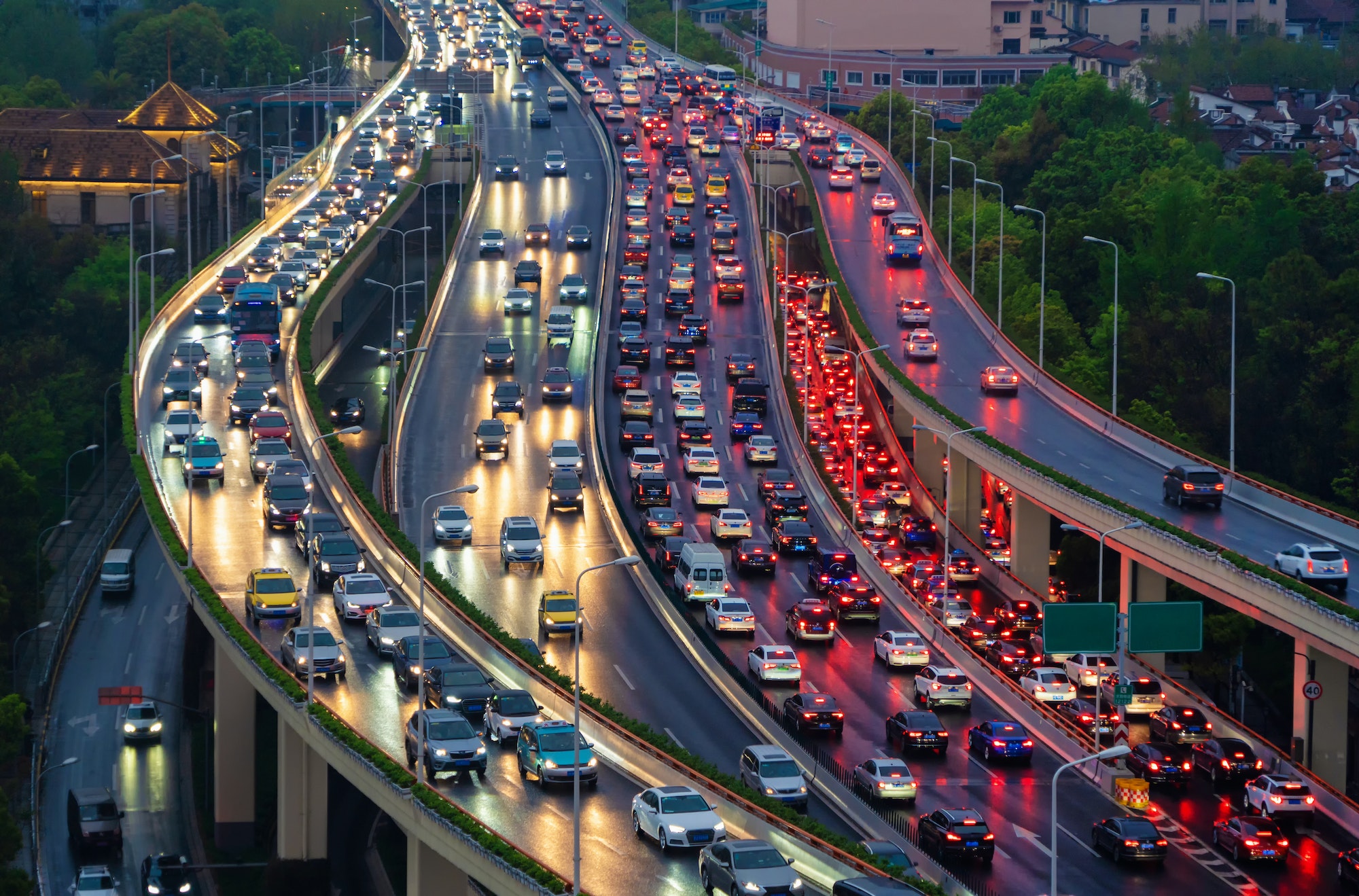 Las matriculaciones de coches eléctricos en China vuelan: es un récord