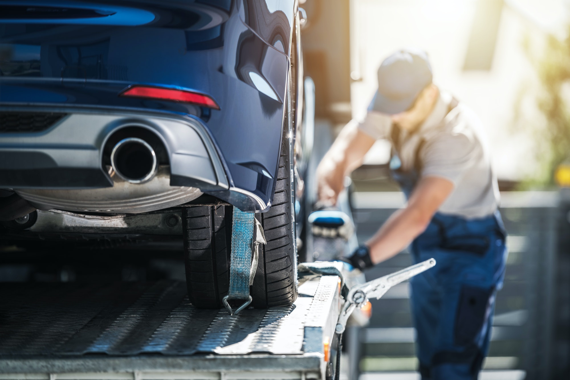 Ahorrar con el Transportar coche en grúa precio