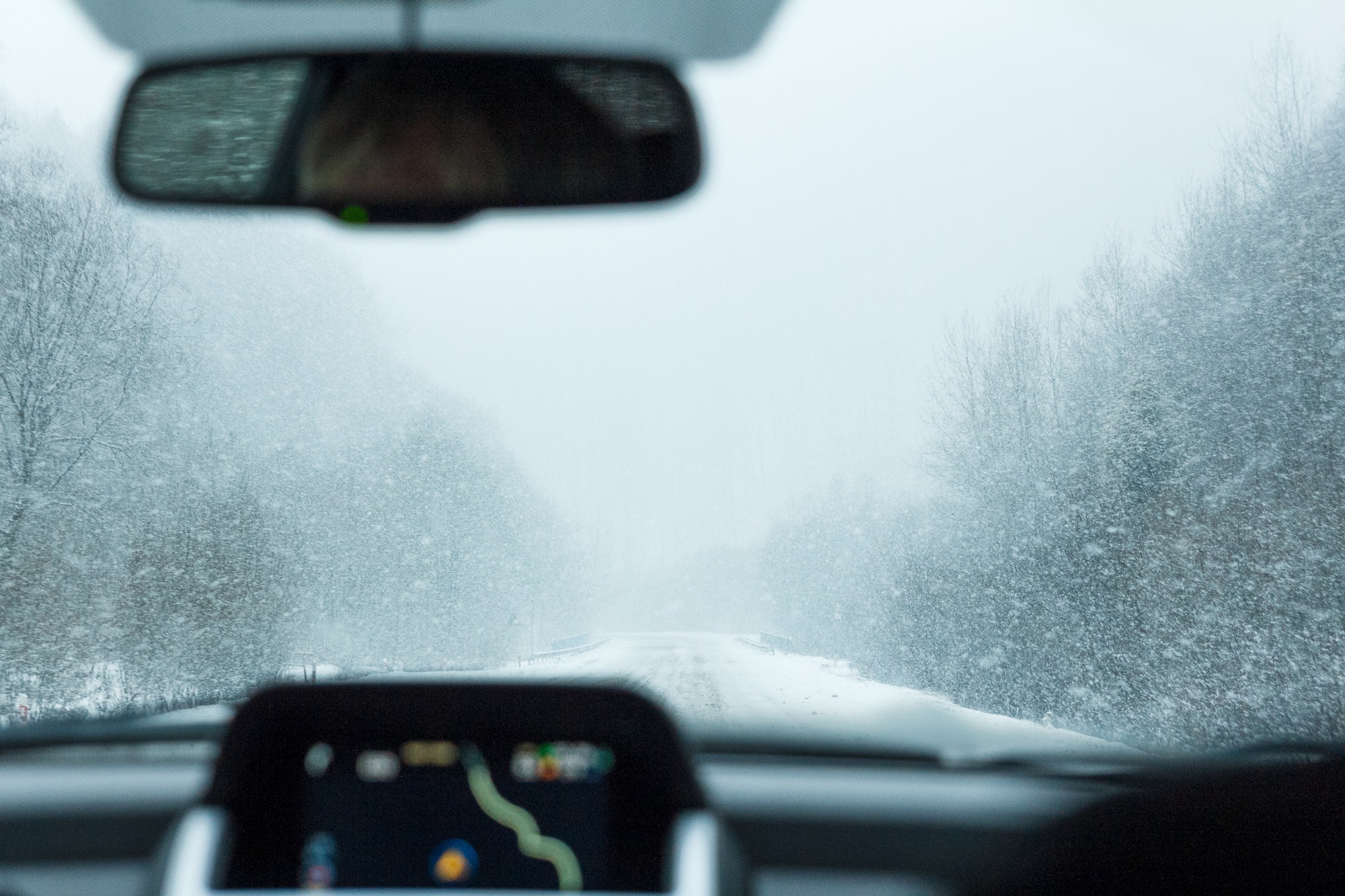 Conducir sobre nieve o hielo: 10 errores que no debes cometer