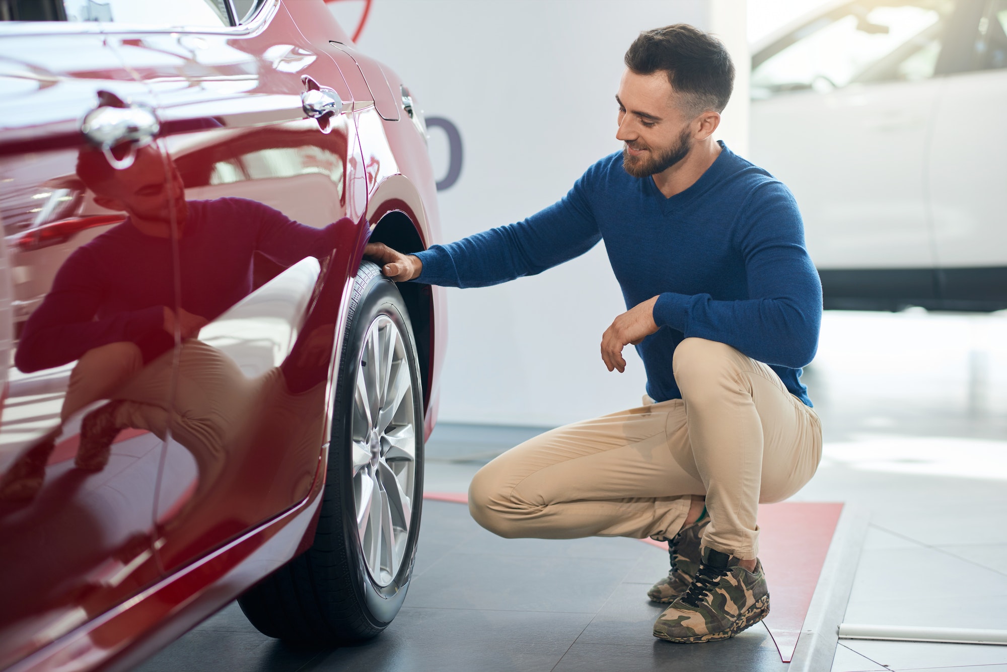 5 mejores neumáticos para coche eléctrico