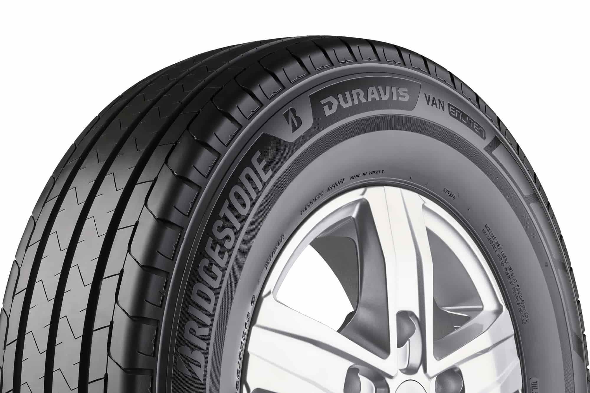 La tecnología Virtual Tire Development ayuda a optimizar el neumático Bridgestone Duravis Van