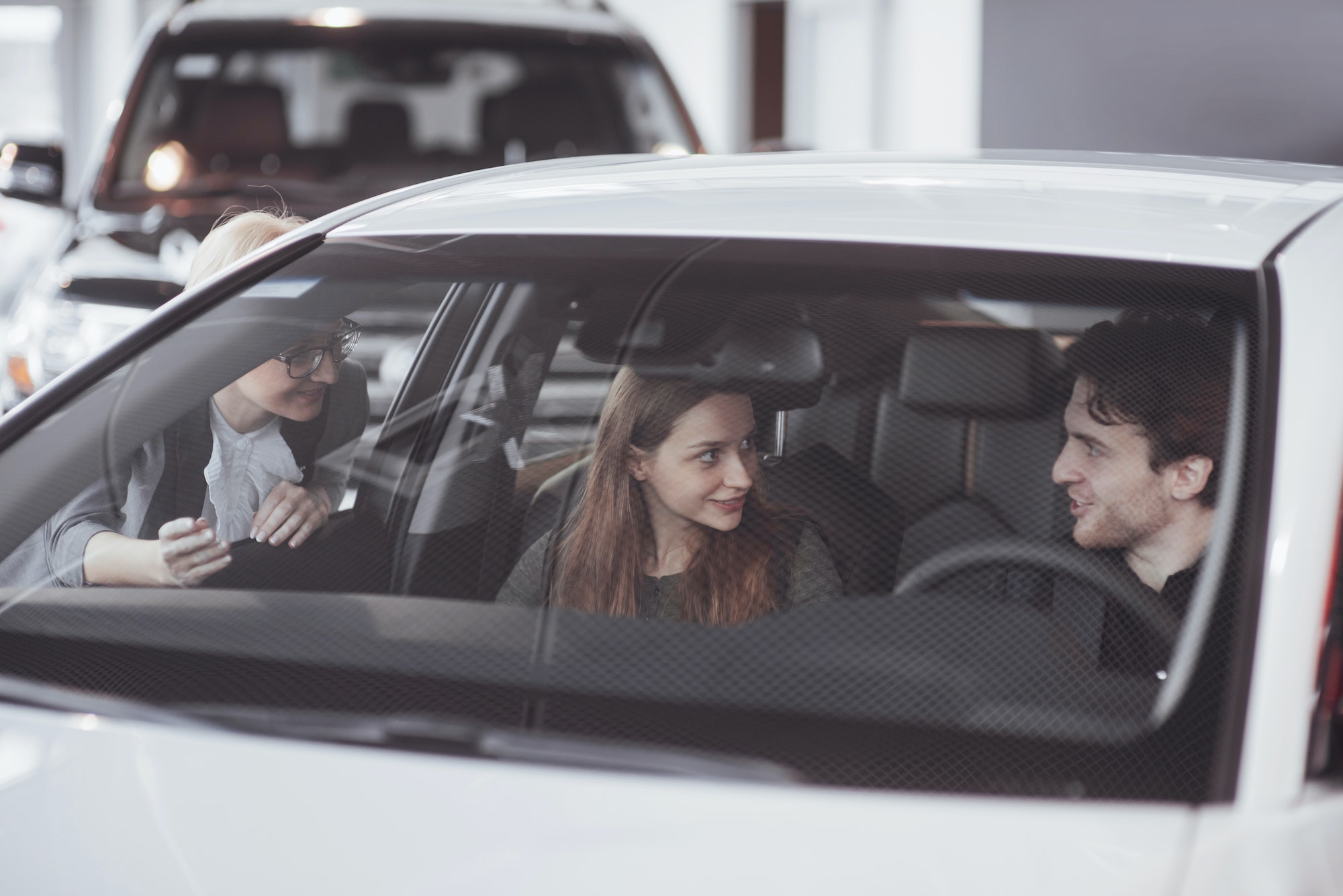 En 2023, ¿es mejor comprar un coche diésel o gasolina?