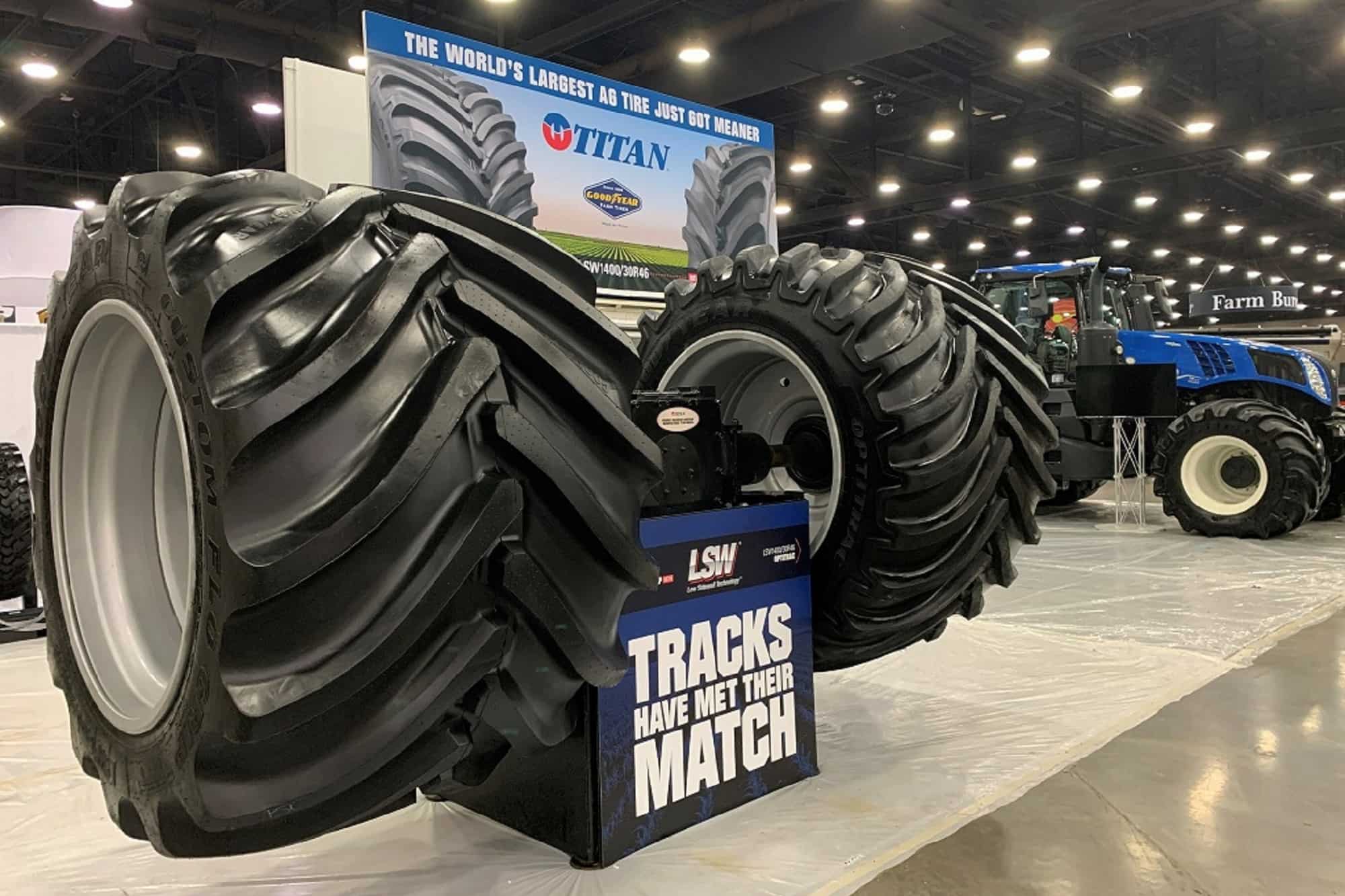 Titan presenta el nuevo neumático agrícola más grande del mundo