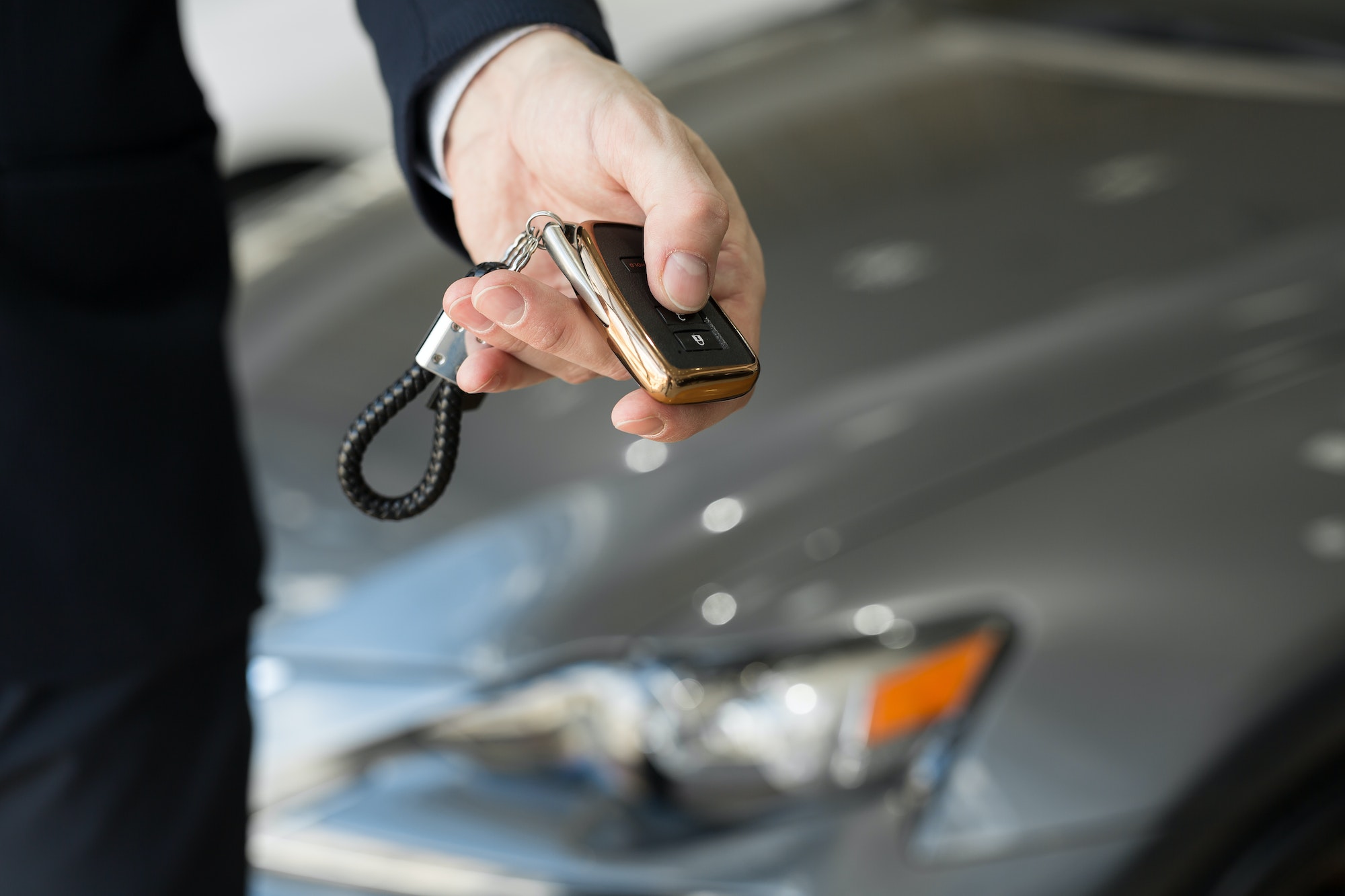 Llave keyless sin batería: cómo abrir y arrancar el coche