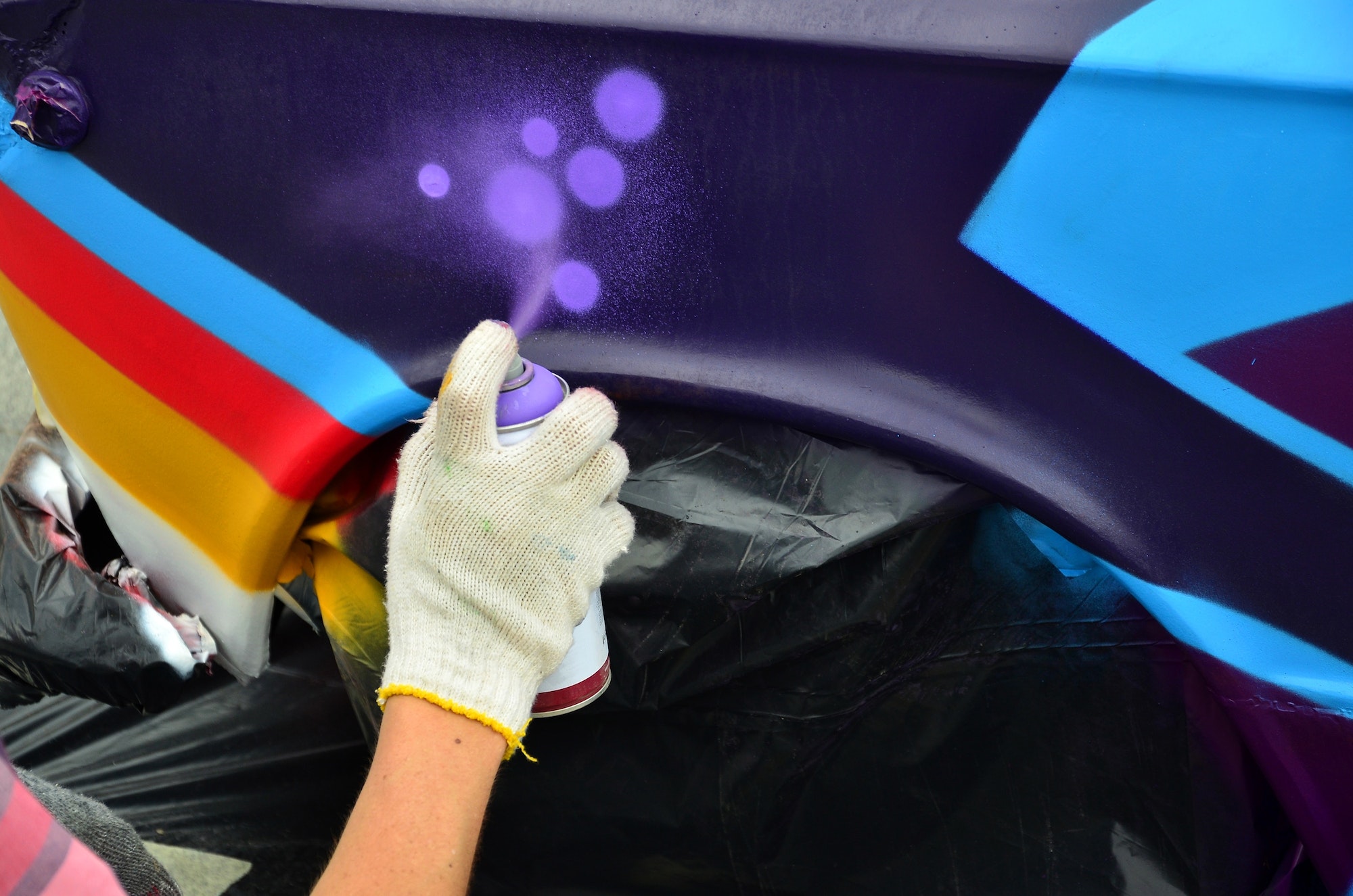 Pintar el coche tú mismo: 5 errores que debes evitar con los sprays