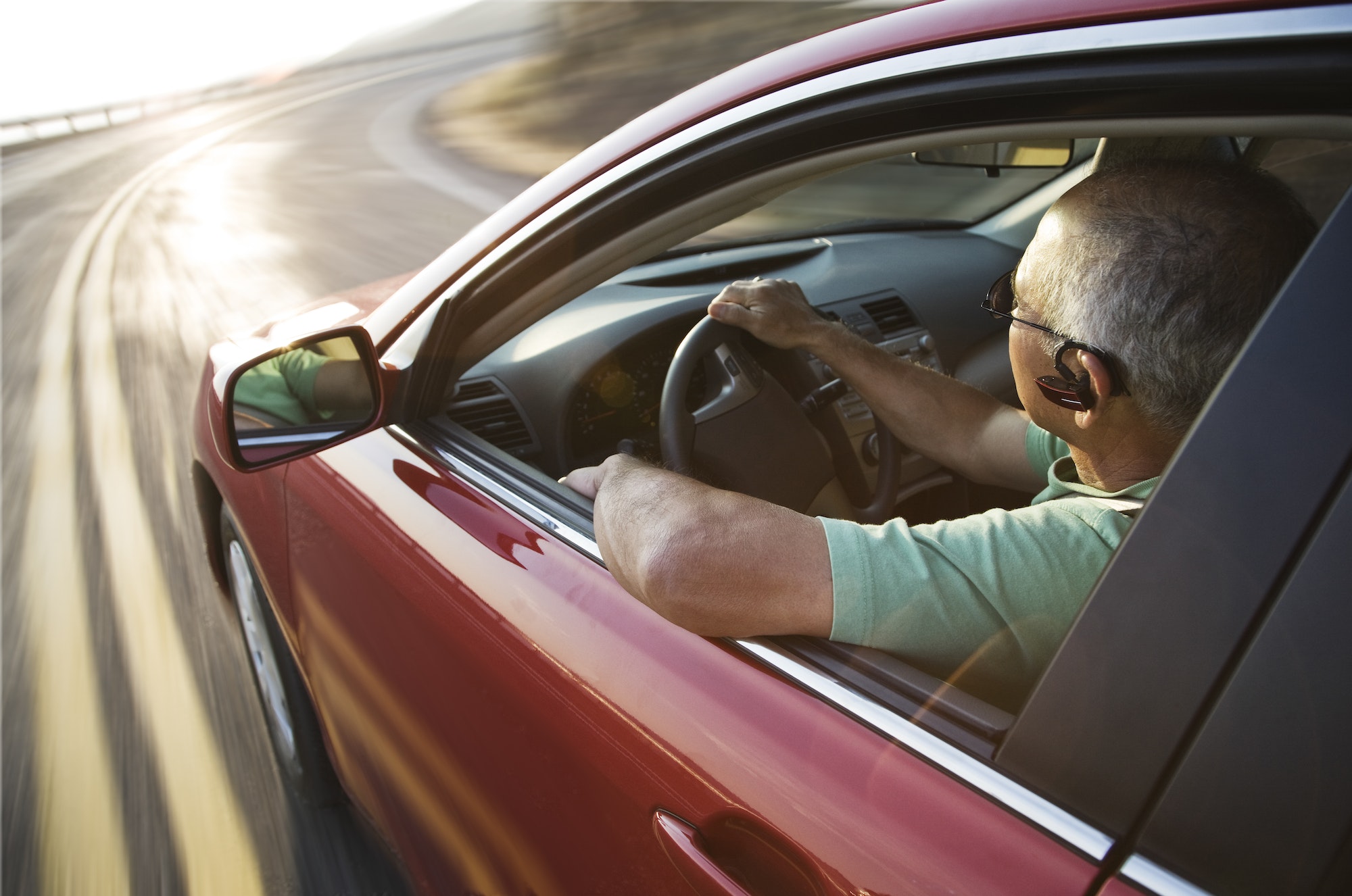El asiento vibra al conducir, el problema está en el motor