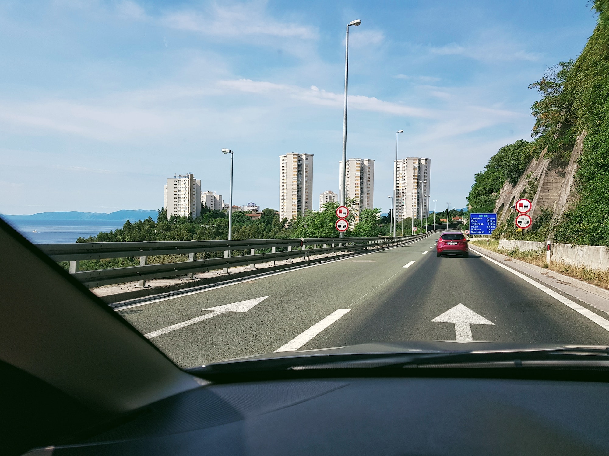 En 2050, el 67% de los coches seguirán siendo de combustión interna