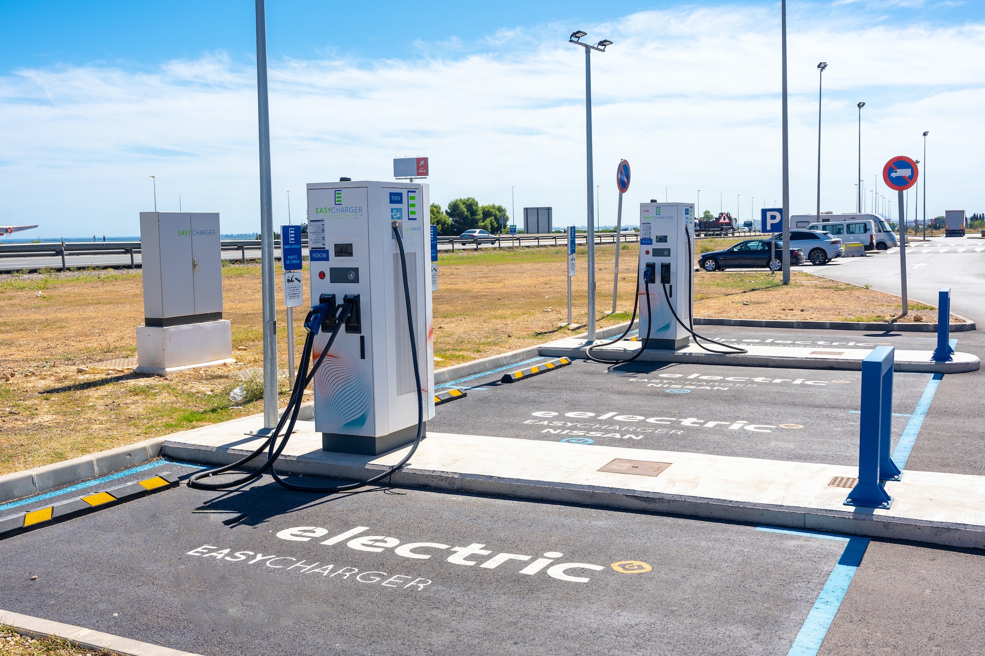 Coches eléctricos demasiado caros: tanto para comprar como para reparar