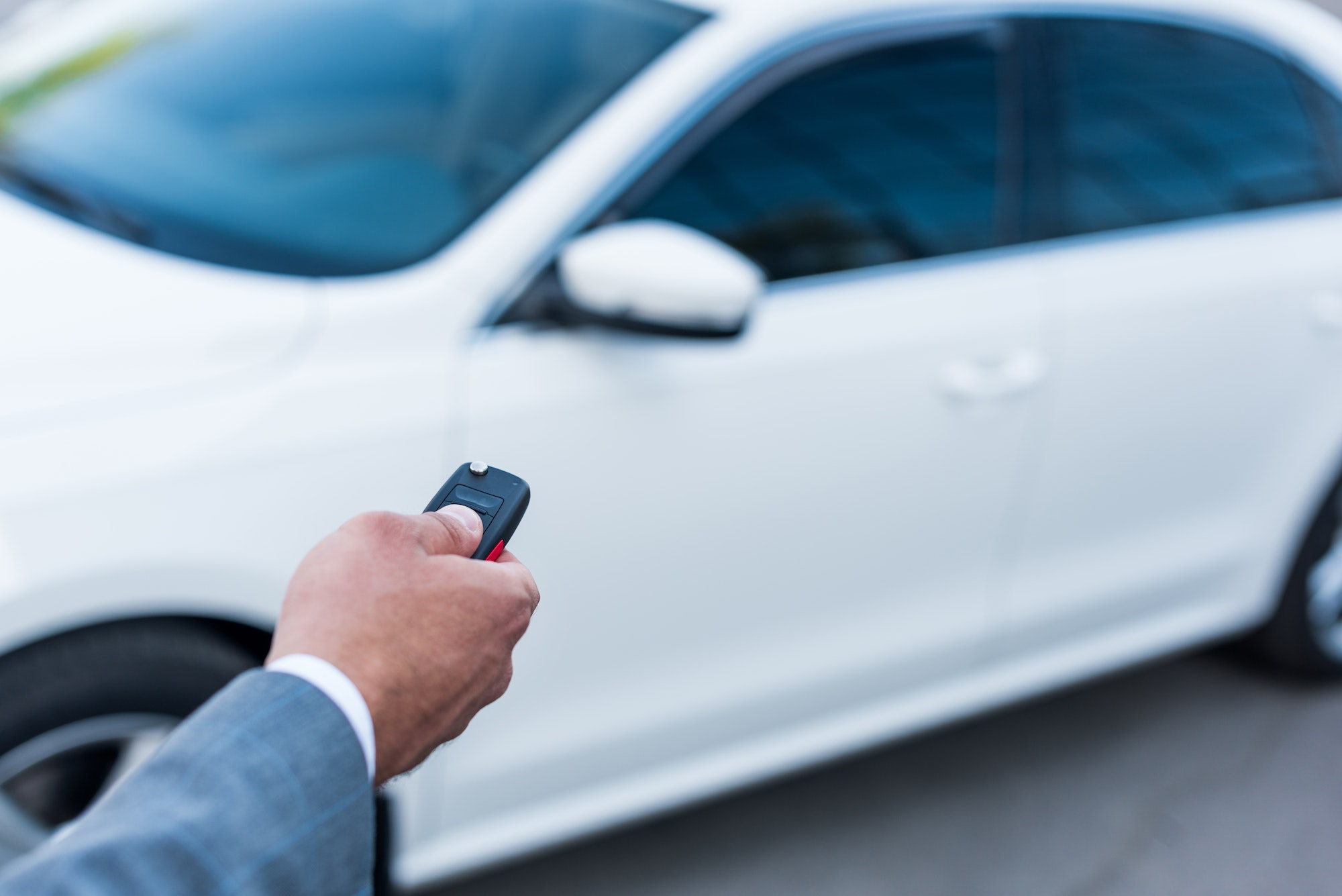 Llave keyless sin batería: cómo abrir y arrancar el coche