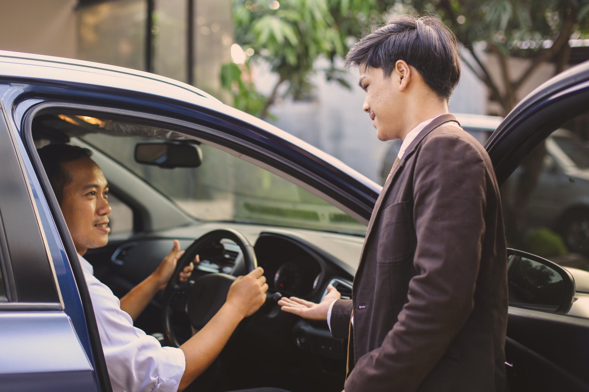 Cambio de titularidad de vehículos entre familiares