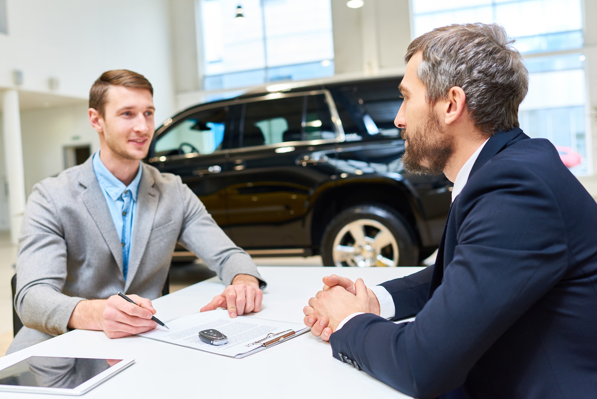 Cuánto ganan los fabricantes de coches con la venta de cada vehículo