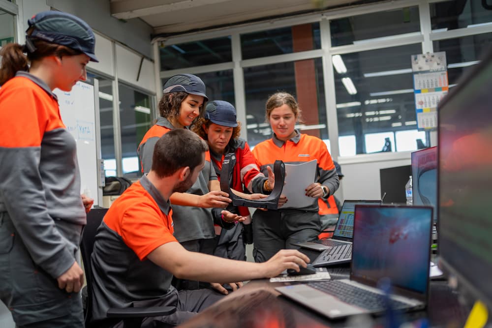 La planta de Bridgestone en Basauri celebra 90 años