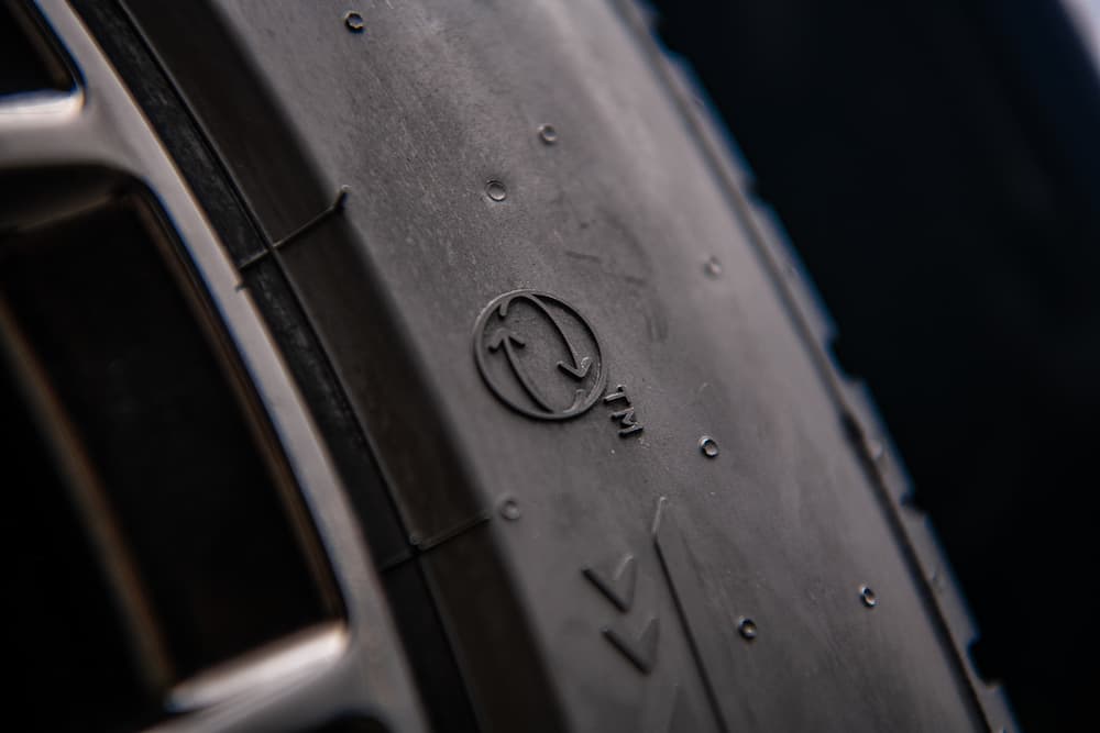 Así es el logo que Pirelli pondrá en sus neumáticos 50% sostenibles