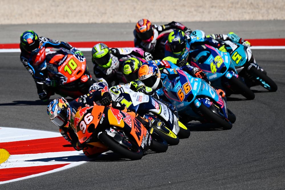 Motos durante carrera MotoGP 2