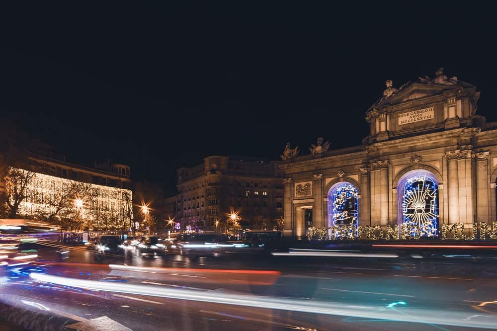 circular por Madrid por la noche