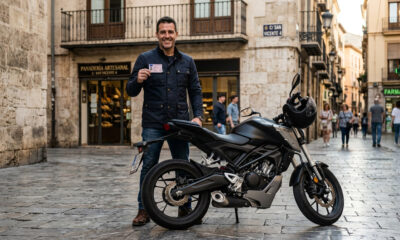 Imagen relacionada con los requisitos para conducir una motocicleta de 125 cc con el permiso B y tres años de antigüedad.